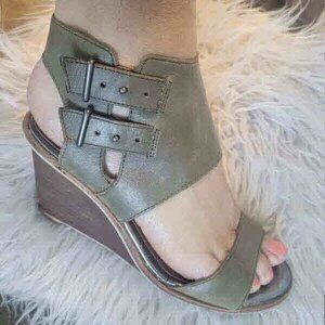 Dolce Vita Leather Wedge Sandal 7